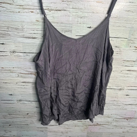 Torrid  gray tank top size 2 (16) NWT - Picture 7 of 7